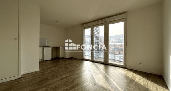 À vendre Studio 29 m² - Corbeil-essonnes 91100