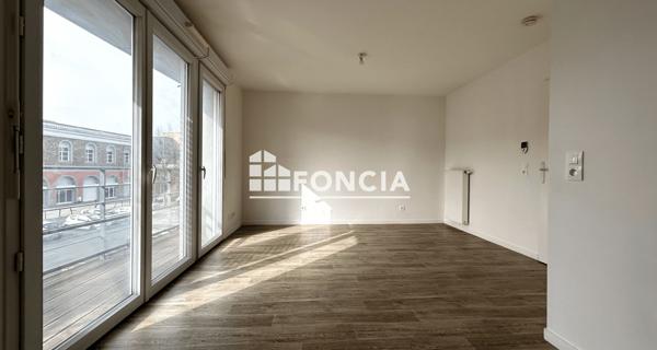 À vendre Studio 29 m² - Corbeil-essonnes 91100