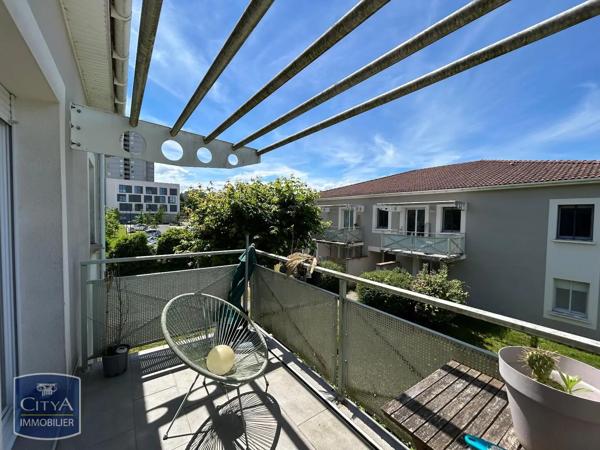 Appartement à louer 2 pièces 48.15m² Tarbes (65000)