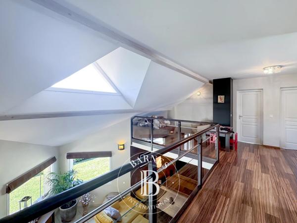 Annecy, Maison 4 Chambres -  213 m² à vendre