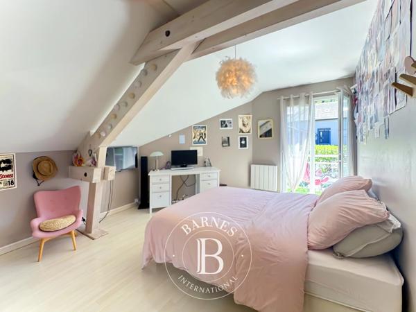 Annecy, Maison 4 Chambres -  213 m² à vendre