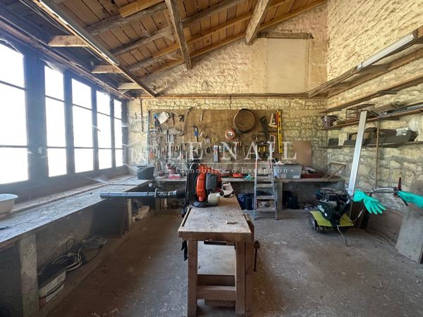 Charmant logis vendéen avec nombreuses dépendances dans le sud de la Vendée