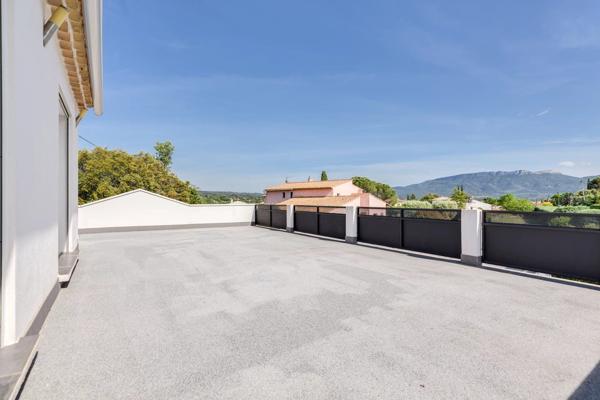Vente Villa 4 pièces 160 m2 à Pourrières
