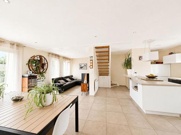 Maison Flins Sur Seine 6 pièce(s) 109 m2