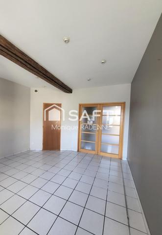 MAISON RENOVEE AVEC LOCAL COMMERCIAL