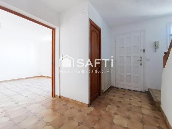 Maison 3 chambres de 111 m² avec grand garage et terrain piscinable