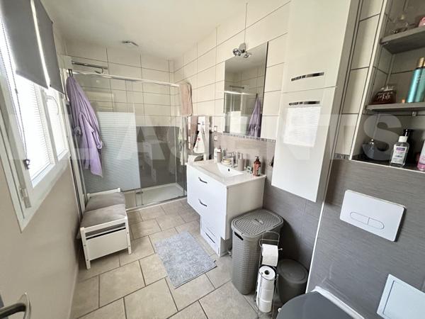 Maison Familiale de 144 m² à Villemandeur – Grand Terrain de 1 785 m²