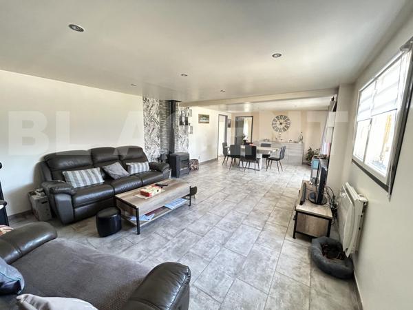 Maison Familiale de 144 m² à Villemandeur – Grand Terrain de 1 785 m²