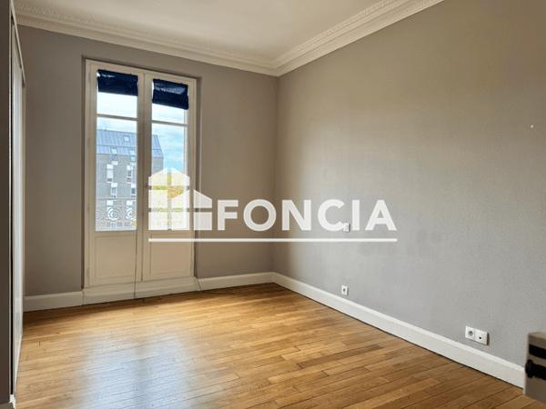 Location Appartement 3 pièces 73.21 m² - 3EME GAUCHE Rennes 35000