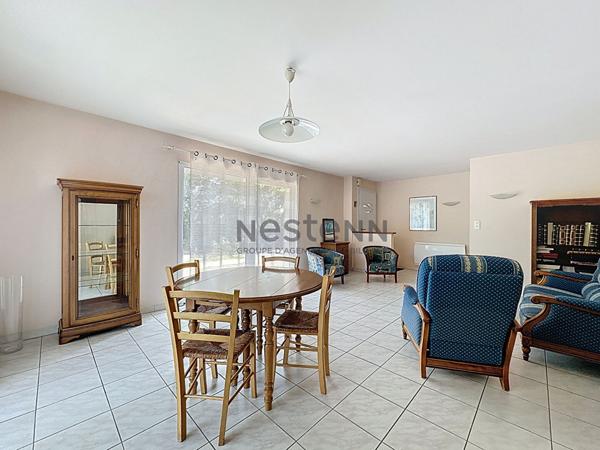 Maison familiale sur terrain de 2200m2 à vendre à Candé - plus de 200m2 - 4 chambres