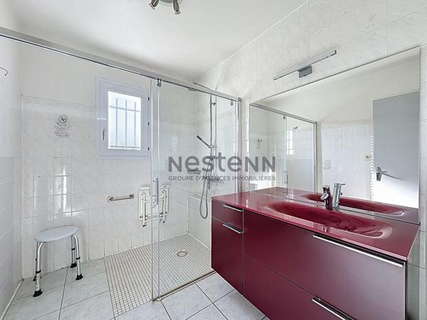 Maison familiale sur terrain de 2200m2 à vendre à Candé - plus de 200m2 - 4 chambres