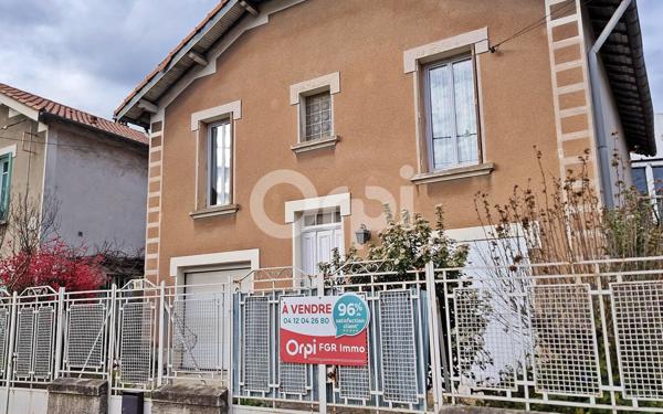 Maison à vendre    5 pièces •  Alès