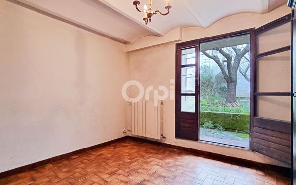 Maison à vendre    5 pièces •  Alès