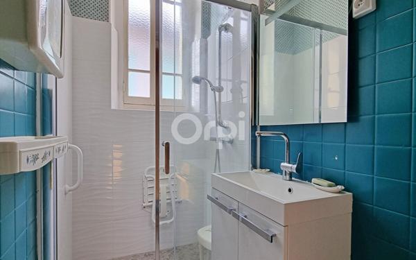 Maison à vendre    5 pièces •  Alès