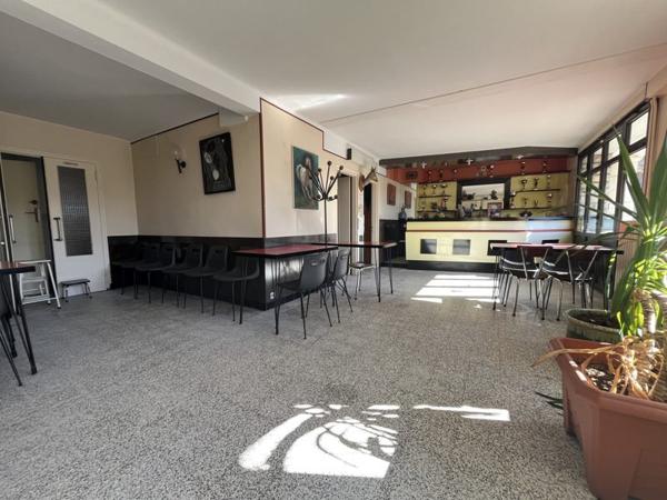 Maison à vendre |  Ansac-sur-Vienne |  11 pièces | 250 m²
