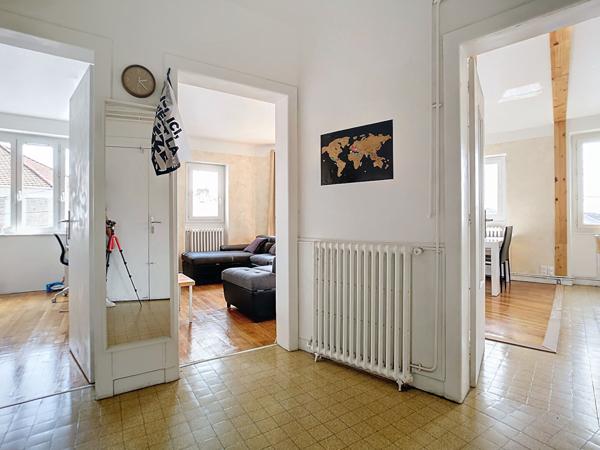 Appartement Brive La Gaillarde quartier des Rosiers - 106 m2 - 2 ème étages - balcon - cave - 3 chambres