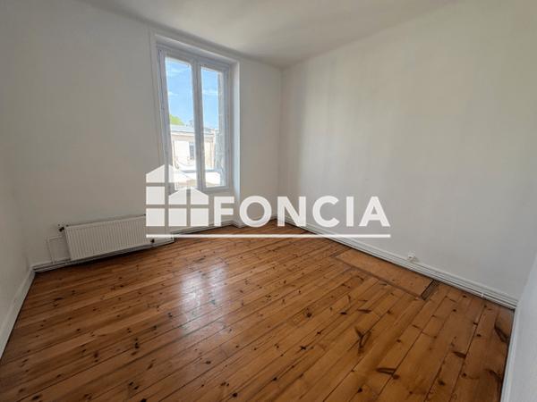 Location Appartement 3 pièces 62 m² - 8 rue COSMAO DUMANOIR Brest 29200