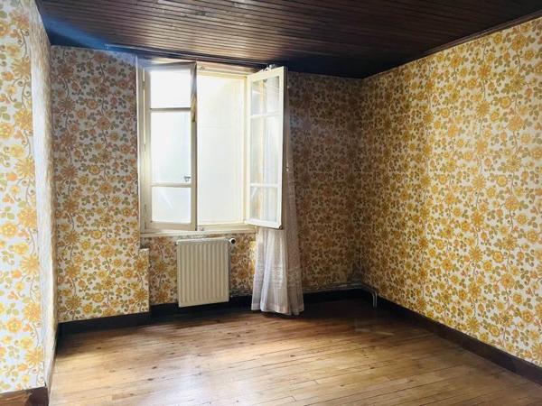 Maison à vendre |  Puy-l'Évêque |  7 pièces | 110 m²