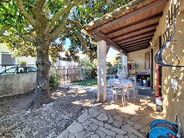 Maison à Pignans : Un Havre de Paix au Coeur de la Campagne et à deux pas du village