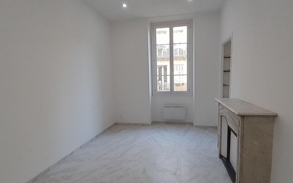 Appartement à louer    3 pièces •  Nice