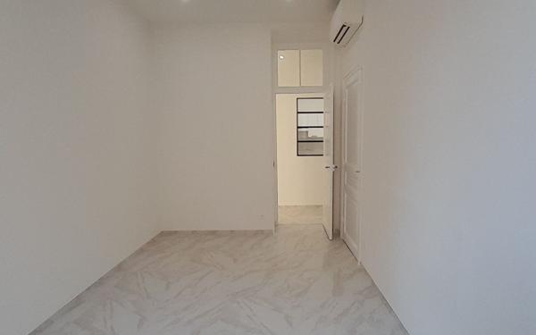 Appartement à louer    3 pièces •  Nice