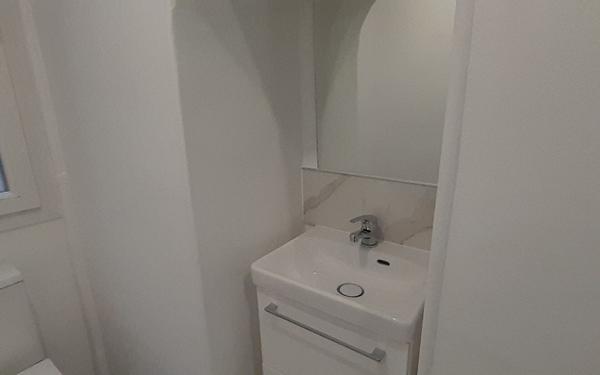 Appartement à louer    3 pièces •  Nice