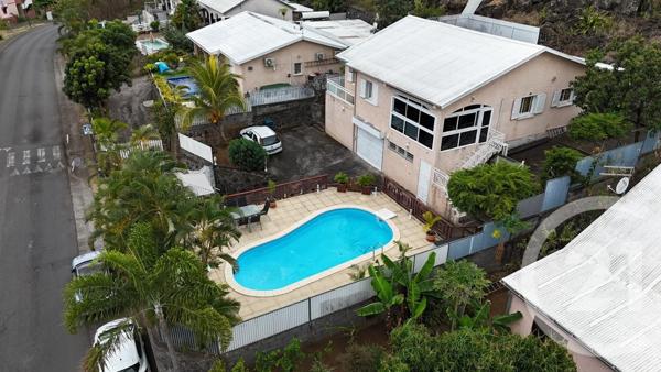 Maison à vendre  4 pièces - 111 m2 LA POSSESSION - 974