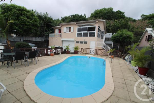Maison à vendre  4 pièces - 111 m2 LA POSSESSION - 974