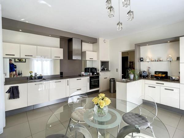 Villa T8 coeur village Fenouillet