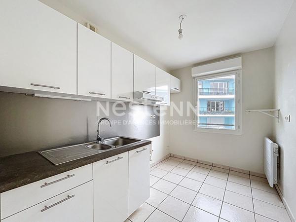 Appartement T2 1 chambre - Sainte-Anne à Nantes, place de parking.