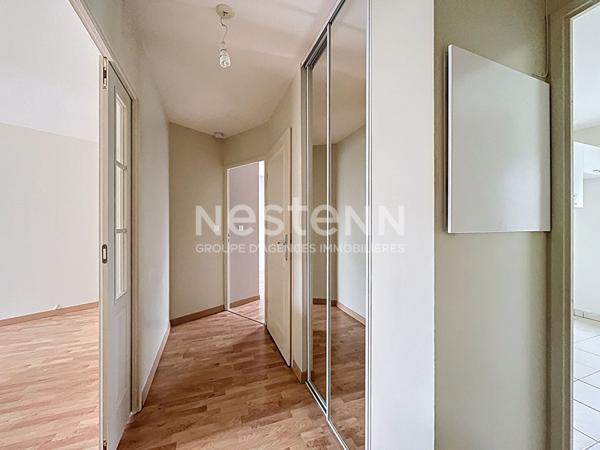 Appartement T2 1 chambre - Sainte-Anne à Nantes, place de parking.