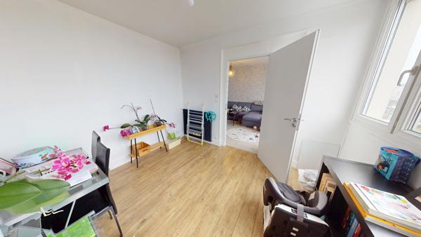 Appartement à vendre à Saint-Jean-le-Blanc, Dernier étage avec vue exceptionnelle sur Orléans