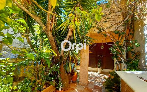 Appartement à vendre    4 pièces • 54,69 m2 La Ciotat