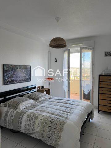 Appartement trois pièces rénové vue mer