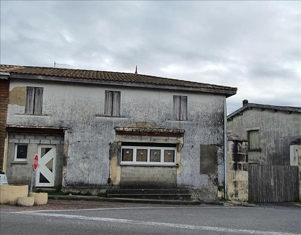 Maison à vendre |  Montlieu-la-Garde |  2 pièces | 120 m²