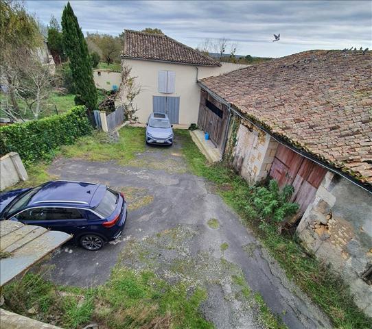 Maison à vendre |  Montlieu-la-Garde |  2 pièces | 120 m²