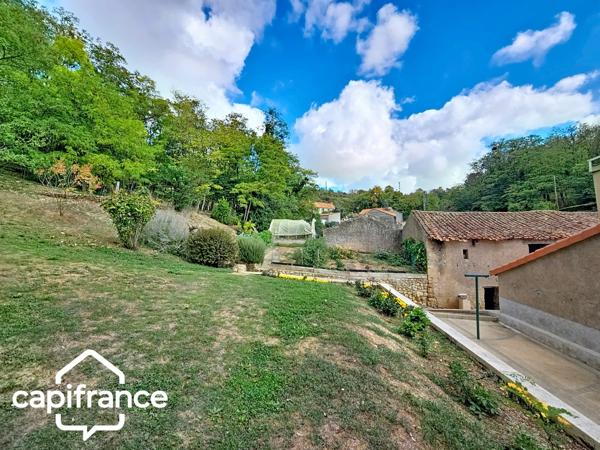 Maison 91 m² – 3 chambres – garage et dépendances – terrain 2 989 m² – Thouars