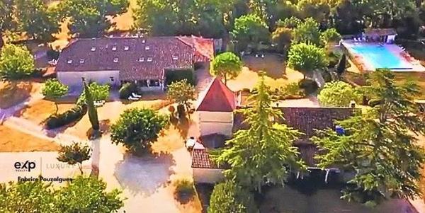 Propriété rare de 8,5 ha avec vue dominante, gîtes, sans contrainte d’exploitation