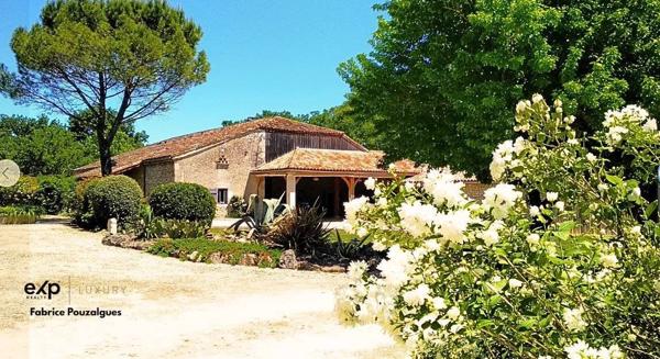 Propriété rare de 8,5 ha avec vue dominante, gîtes, sans contrainte d’exploitation