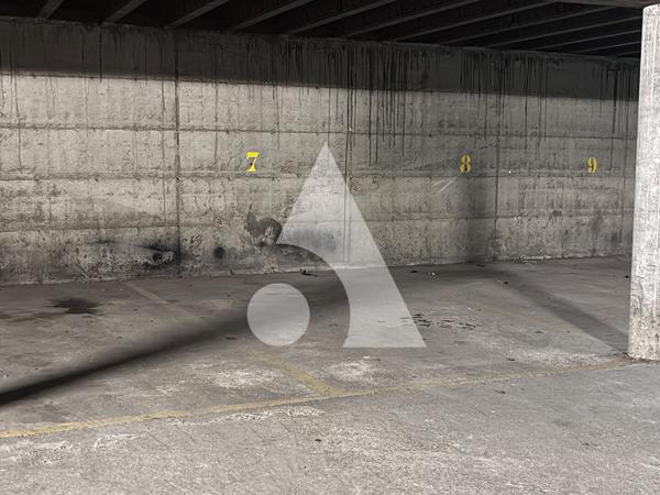 Parking 12 m2