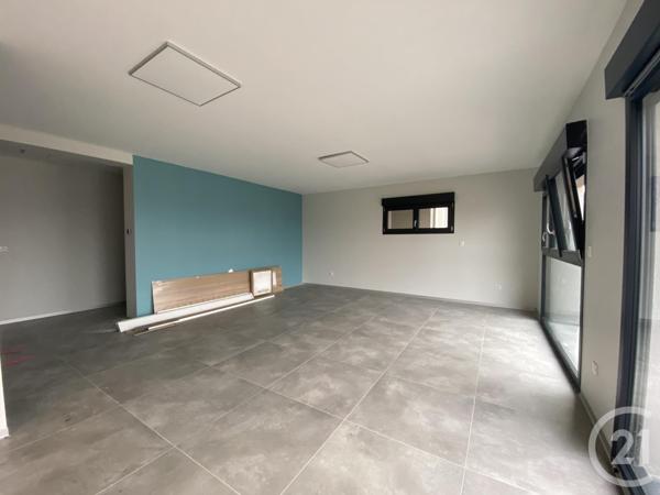 Appartement F5 à vendre  5 pièces - 113 m2 ETUPES - 25