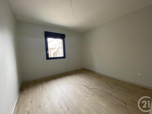Appartement F5 à vendre  5 pièces - 113 m2 ETUPES - 25