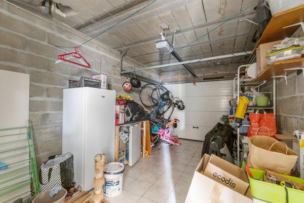 BEGLES STADE MOGA - MAISON 4 PIÈCES AVEC JARDIN ET GARAGE 