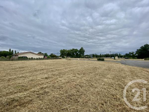 Terrain à vendre  663 m2 CORBARIEU - 82