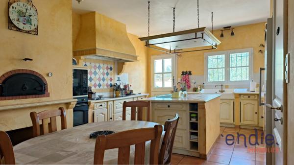 CORNEBARRIEU – Maison familiale 249 m² avec piscine et garage