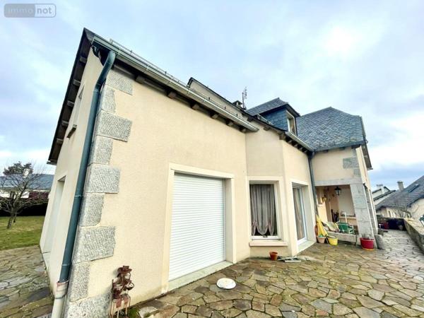 Maison à vendre à Saint-Chély-d'Apcher en Lozère (48200), ref : 48032-208