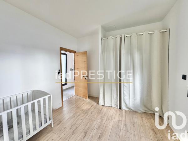 Maison à vendre 6 pièces 150 m² Nîmes-Saint-Césaire