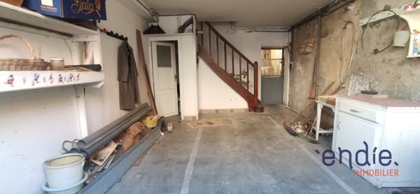 Garage avec maison de 40 m² à Chatillon sur indre