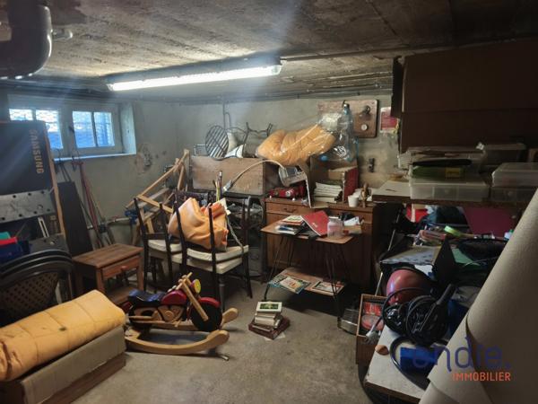 VENTE : MAISON 4 PIECE 85 m² A COMMENTRY