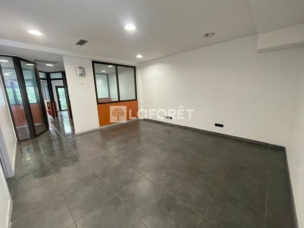 Location local commercial Pamiers - 6 pièce(s) - 107 m² - 900 €/mois